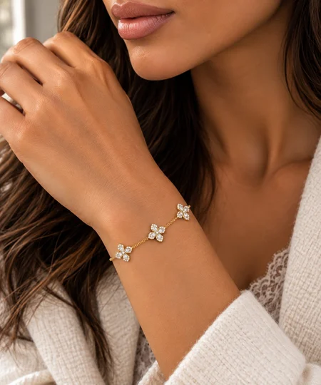 bracelet fleurs etincelantes porte bonheur chaine doree fine charms co dore 6aa914055cdb7